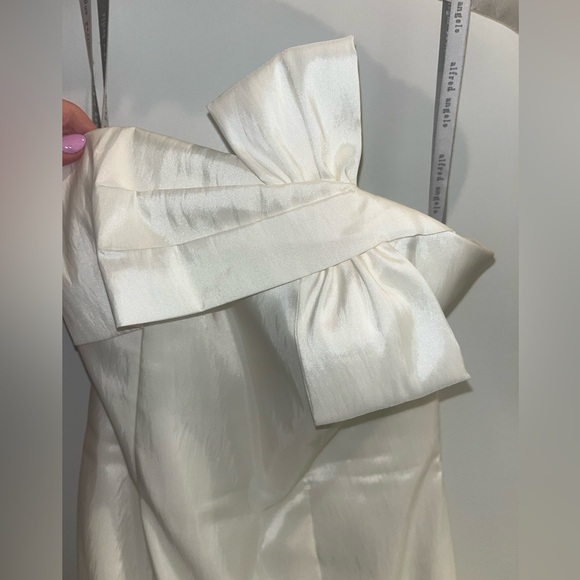 Alfred Angelo White Satin Crepe Dress - Picture 6 of 9